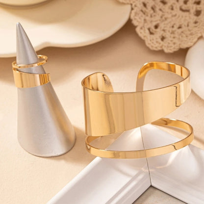 Elegant Gold Jewelry Set Unique Women's Gold Jewelry Set with Hollow Circular Rings and Bangles for Gatherings P9YF