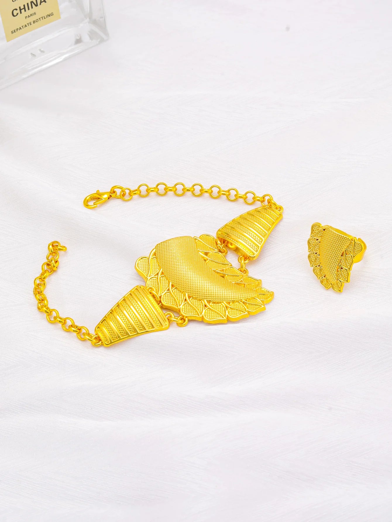 Dubai Fashion Gold Color Jewelry Set Pendant Necklace for Women Bracelet Earrings Ring Luxury Wedding Party Gift