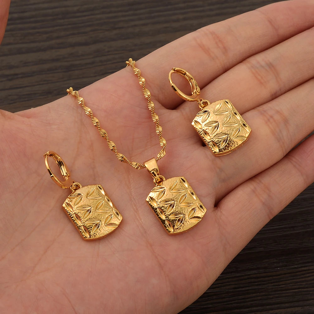Fashion Gold Color Jewelry for Women Necklace Earrings Set Party Accessories Dubai India Africa Gift